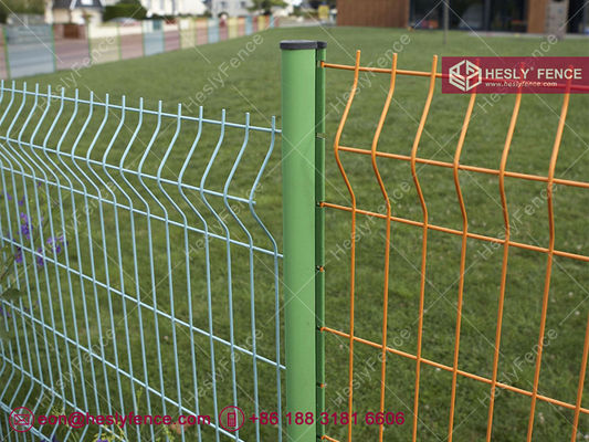 Chine Grillage soudé 3D | Hauteur 1,8 m | Largeur 3,0 m | Poteau en acier SHS 60 mm | Revêtement en poudre | HeslyFence-Chine fournisseur