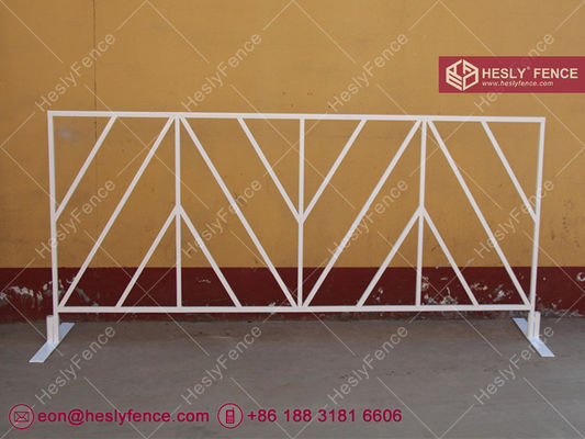 Chine Système de clôture temporaire décorative | Barrière piétonne | Tube de cadre 19mm | Revêtement en poudre blanc | HeslyFence-Chine fournisseur