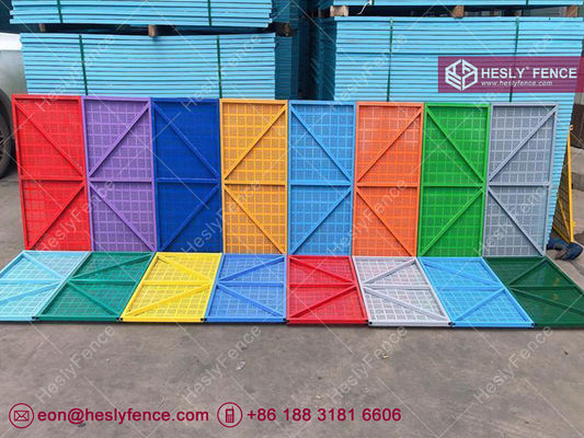 Chine Réseau de sécurité en acier avec échafaudage Mesh métallique perforé épaisseur 0,5 mm 1,0 x 2,0 m bleu HESLY Chine usine fournisseur