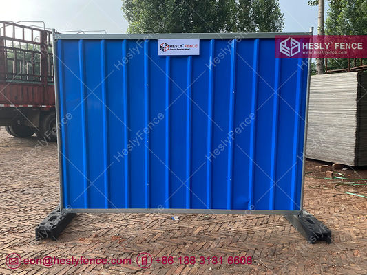 Chine Panneaux de palissade temporaire à vendre | hauteur 2,0m, largeur 2,4m | Couleur Bleue | Pieds en caoutchouc | HeslyFence, Chine fournisseur