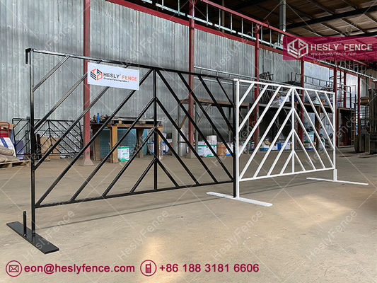 Chine Barrière de contrôle de foule pour événements sportifs, clôture de vélo, revêtement en poudre blanc, 1,1 m de haut - Vente d'usine HeslyFence Chine fournisseur
