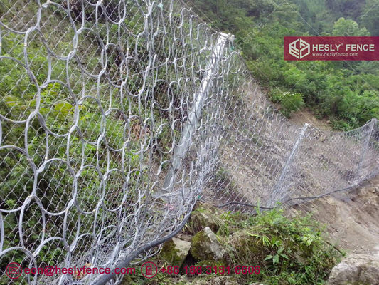 Système de barrière passive contre les chutes de pierres HESLY | Hauteur 3,0 m | Largeur 10 m | Filet annulaire en acier et maille de corde | HesyFence-Chine fournisseur