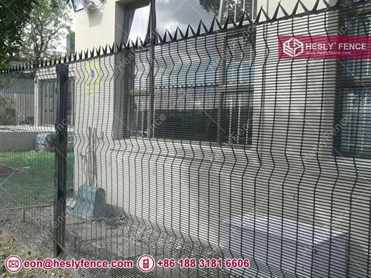 358 Anti-escalade Haute Sécurité Clôture | Panneau en maille anti-coupure | Grillage soudé avec dessus à pointes de rasoir - HeslyFence fournisseur
