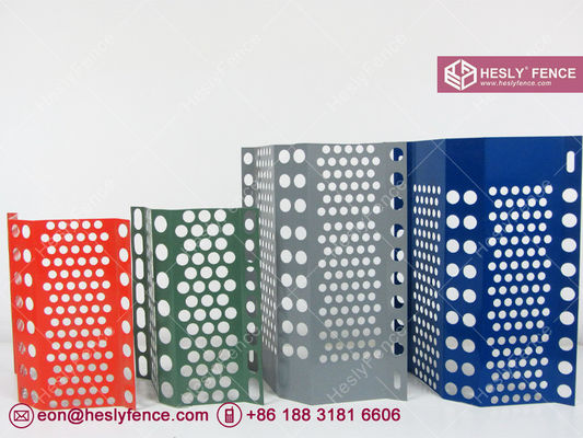 Clôture de contrôle du vent et de la poussière pour le stockage du charbon | hauteur 6m | Couleur Rouge | Tôle d'acier perforée - HeslyFence Chine fournisseur
