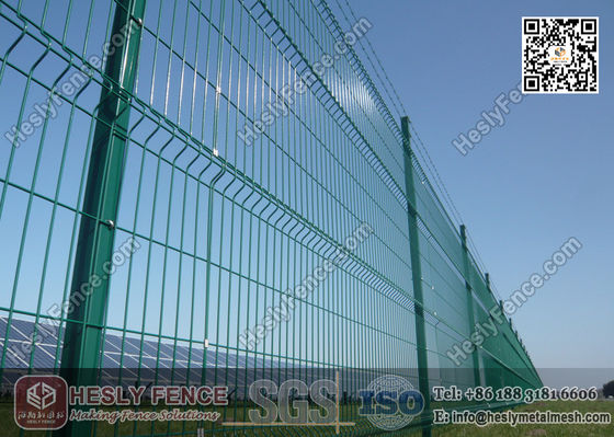 Panneaux de clôture en treillis soudé | Panneau de clôture vert RAL6005 enduit de PVC fournisseur