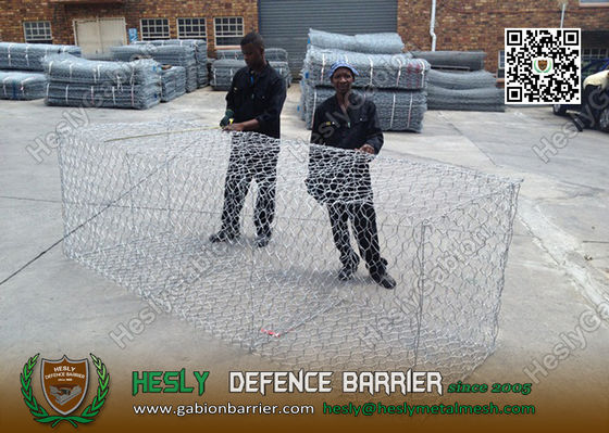 2.0mm 60X80mm 2X1X1m Corbeille en gabion en treillis hexagonal tissé avec couvercle fournisseur