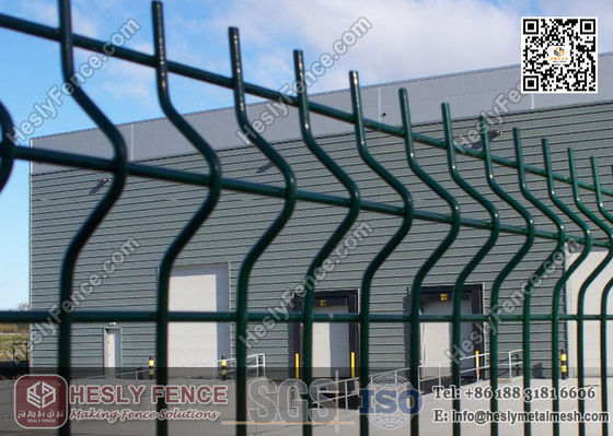 Panneaux de clôture en grillage soudé revêtu de PVC, hauteur 1,8 m x largeur 3,0 m fournisseur