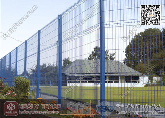 Panneaux de clôture en treillis soudé de sécurité de 2,0 m de hauteur X 2,5 m de largeur avec revêtement PVC de couleur verte fournisseur