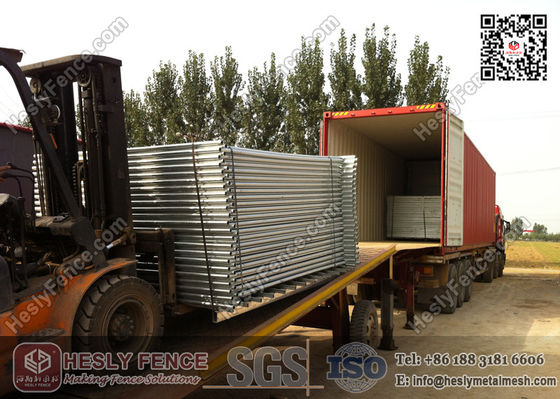 2.0X2.5m Panneaux de clôture à température tempérée galvanisés à chaud fournisseur (usine de clôture en Chine) fournisseur