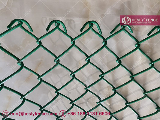 Filet de sécurité de périmètre de héliport vert | Grillage plastifié PVC | fil de 4,0 mm | maille de 50 mm | HeslyFence fournisseur