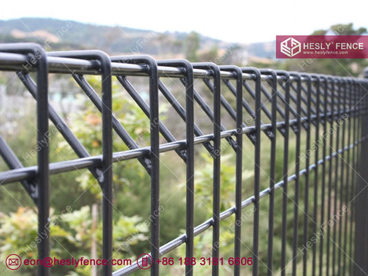 Grillage soudé BRC HeslyFence | Bord supérieur et inférieur roulés | Maille 50x150mm | Fil de 5.0mm | HeslyFence, Chine fournisseur