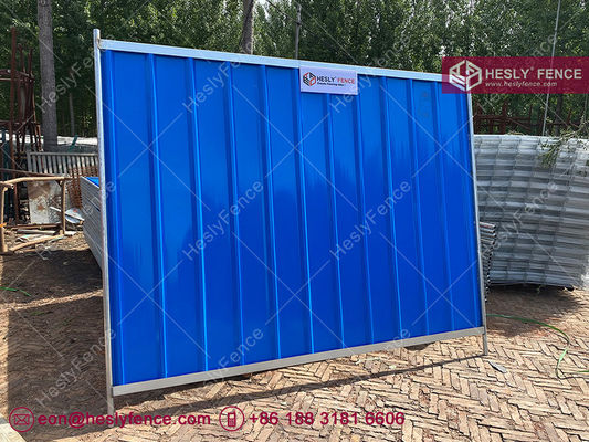 Panneaux de palissade temporaire à vendre | hauteur 2,0m, largeur 2,4m | Couleur Bleue | Pieds en caoutchouc | HeslyFence, Chine fournisseur