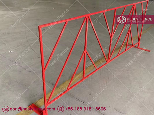 Haute barrière de 3,8 pieds de trafic blanc triathlon événement sportif portable barrière à vendre, 9,5 pieds de largeur, en poudre recouvert de blanc fournisseur