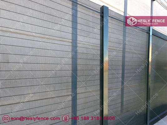 Vue dégagée 358 clôture anti-escalade fil d'acier de calibre 8 trou de fente de 1/2 "x 3" revêtue de poudre bleue HeslyFence Chine fournisseur