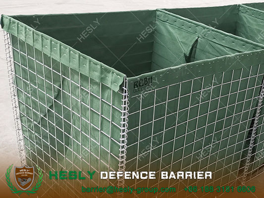 Barrière défensive gabion militaire chinoise | 2,21 m de haut | 1,52 m d'épaisseur de mur | HESCO géotextile vert olive | Usine Hesly fournisseur