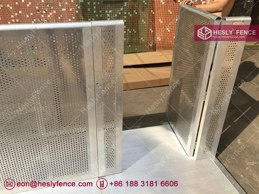 Barrière de scène en aluminium noir | Barrière de concert thermolaquée | Barrière de scène Mojo fournisseur