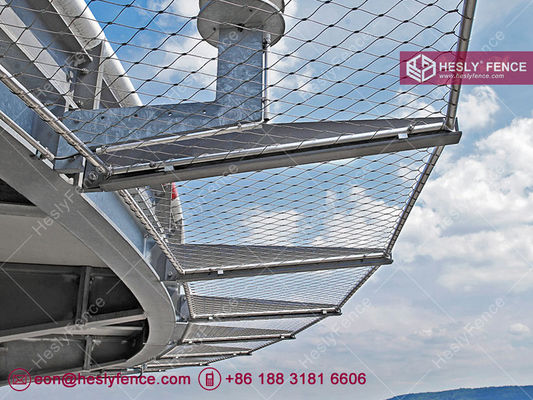 CAP437, test de charge de chute de 125 kg Filet de sécurité de périmètre d'héliport | Largeur 1,5 m | Maille de câble métallique SS316 de 3,0 mm | HeslyFence, Chine fournisseur