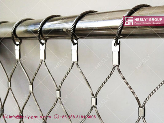 CAP437, test de charge de chute de 125 kg Filet de sécurité de périmètre d'héliport | Largeur 1,5 m | Maille de câble métallique SS316 de 3,0 mm | HeslyFence, Chine fournisseur