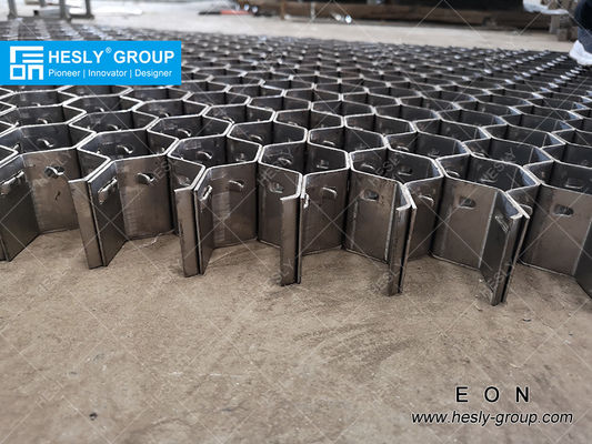 Grille métallique hexagonale en acier inoxydable 310S, épaisseur 50 mm, trou hexagonal 48 mm, 3'X10', fabricant chinois de haute qualité fournisseur