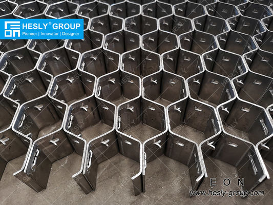 Maillage métallique hexagonal en acier inoxydable pour revêtement réfractaire, trou hexagonal de 2 " fournisseur