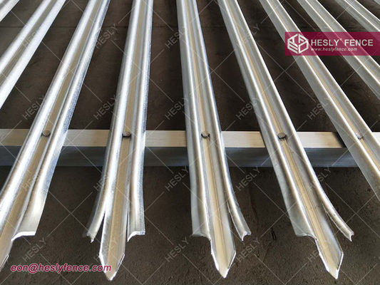 2.4m haute "W" pâle galvanisée clôture en acier fournisseur