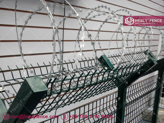 Clôture de périmètre d'aéroport HESLY | Fil barbelé concertina | 3m de haut | Poteau en Y | Usine HeslyFence Chine fournisseur