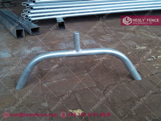 1.1 x 2.2m Briadge Feet Crowd Barrier (usine chinoise) Barricade pour piétons en acier galvanisé fournisseur