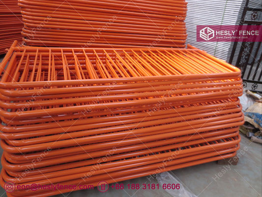 Hauteur 1,1m x 2,2m Barrière de contrôle de foule ♪ Couvert de poudre d'orange ♪ Pieds amovibles fournisseur