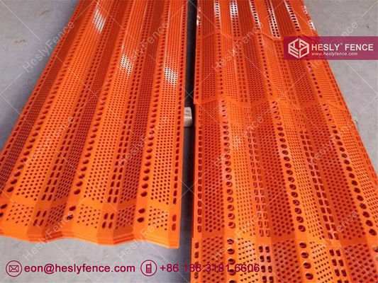 Système de clôture de contrôle du vent et de la poussière de 10 mètres de haut. Panneaux de ventilation métalliques perforés de 1,0 mm. fournisseur