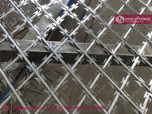 Une grille de fer à rasoir soudé H2.5mX6.0m 75x150mm trou en diamant CBT-65 CBT-60 fournisseur