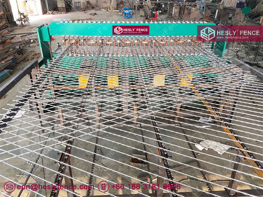 Une grille de fer à rasoir soudé H2.5mX6.0m 75x150mm trou en diamant CBT-65 CBT-60 fournisseur