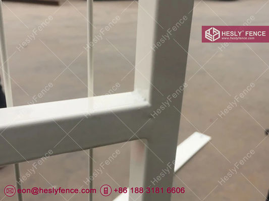 Système de clôture temporaire 6'X9' | Couleur blanc thermolaqué | Cadre 1" | Maille de fil 50X150mm | HeslyFence, Chine fournisseur