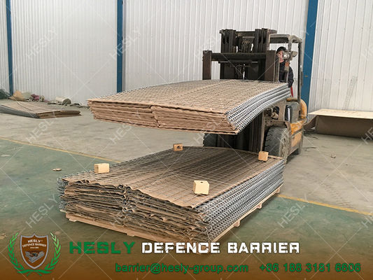 Barrière de sable militaire pour bunker, poste de garde, barrières défensives HESLY doublées de géotextile fournisseur