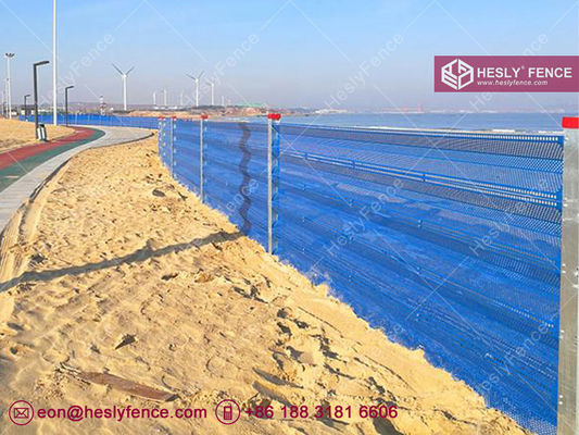 Panneaux brise-vent à pic unique | Ratio d'ouverture de 30 % | Trous oblongs | Bleu RAL5005 | Barrière anti-poussière - HeslyFence fournisseur